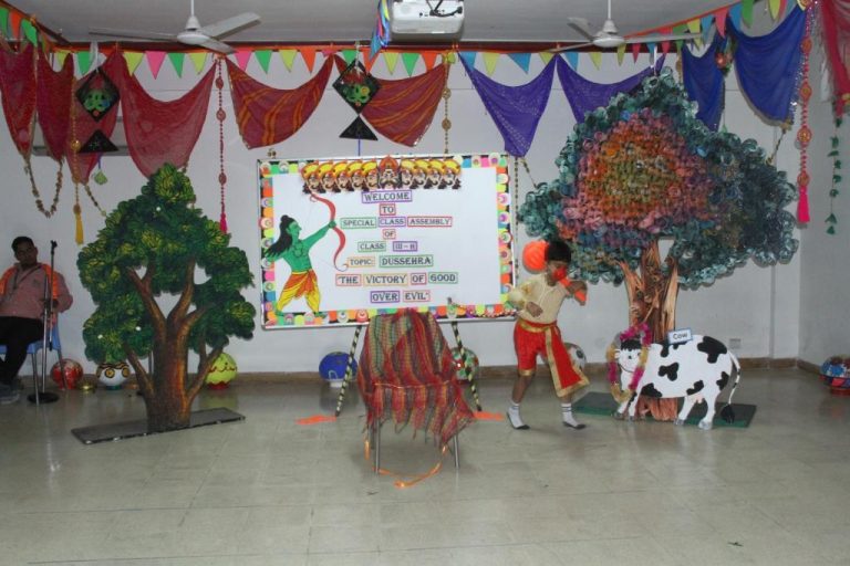 CLASS-ASSEMBLY-ON-DUSSEHRA-DPS-Greater-Faridabad (65)