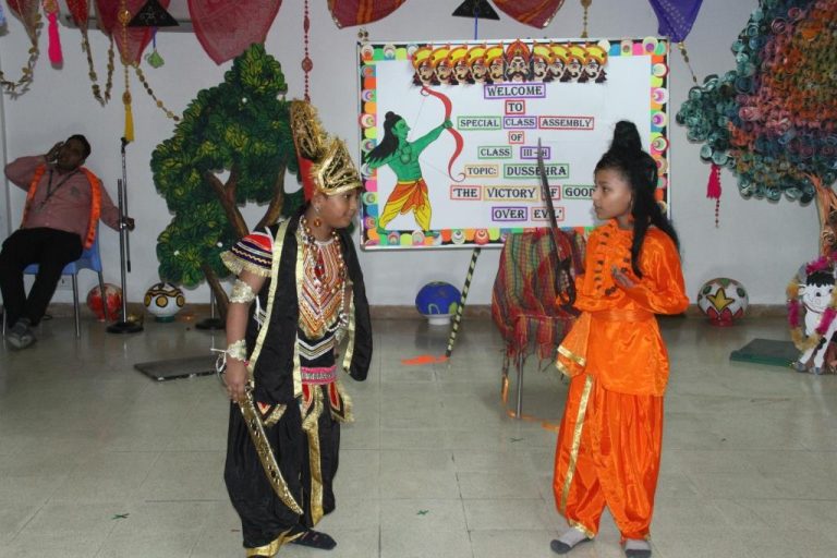 CLASS-ASSEMBLY-ON-DUSSEHRA-DPS-Greater-Faridabad (70)